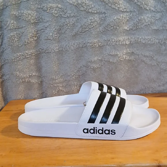 Adidas Classic White and Black Slides - Picture 1 of 6